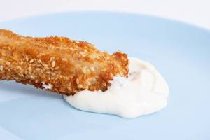 Fried Chicken with with Sesame and Tartar Sauce Fried Chicken with with Sesame and Tartar Sauce