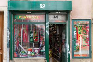 Portugal-Fanshop: Fußball, Schal, Trikot, Benfica Lissabon Portugal-Fanshop: Fußball, Schal, Trikot, Benfica Lissabon