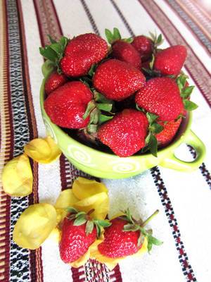 Seasonal strawberries Seasonal strawberries